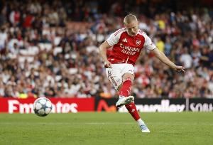 英媒：波尔图有意引进津琴科，他们看重球员经验丰富和多面手属性