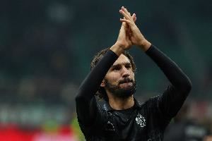 隆戈：萨索洛积极追求阿德利&尚未达协议，法国、沙特球队也有意