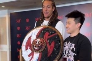 戈登亚洲行——我戈获此无极狮盾 新赛季岂不是要天下无敌了！