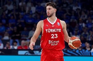 小组头名之战 武克切维奇：申京正打出令人惊叹的表现 必须限制他