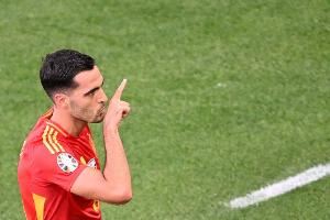 德拉富恩特治下西班牙已进14粒头球，何塞卢&梅里诺&莫拉塔各3球