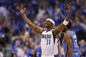 韦德：11年独行侠围绕德克打造了完美阵容 特里的发挥是FMVP级别