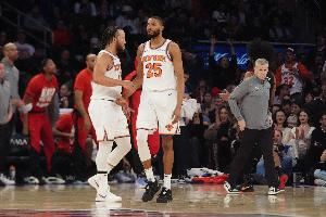 大桥布伦森少拿钱续约！布朗：为了球队整体利益他们牺牲了自我