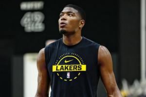 休赛期练挺狠！八村晒首日训练营照 小臂青筋暴起体脂明显降低！